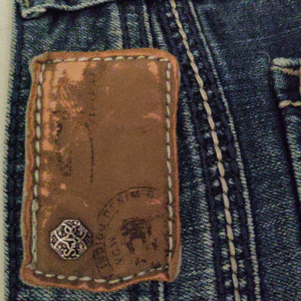 Silver Jean's - Picture 9 of 13